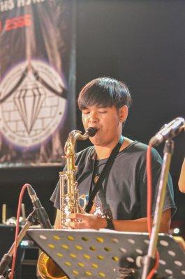 รูปครู สรวิชญ์ สอน เปียโน ย่าน  นนทบุรี