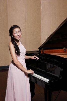 รูปครู ณฎา สอน เปียโน ย่าน เขตบางแค กรุงเทพมหานคร