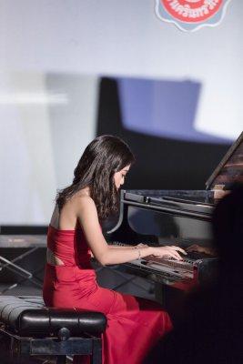 รูปครู โมโมเอะ สอน เปียโน ย่าน  สมุทรปราการ